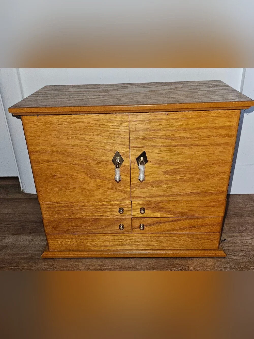 Lori Greiner For Your Ease Only Oak Wood Accordion Jewelry Box Organizer